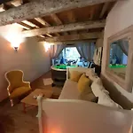 بيت للعطل La Maisonnette Avec Spa, Piscine Et Climatisation *