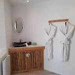 La Maisonnette Avec Spa, Piscine Et Climatisation بيت للعطل