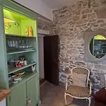 La Maisonnette Avec Spa, Piscine Et Climatisation