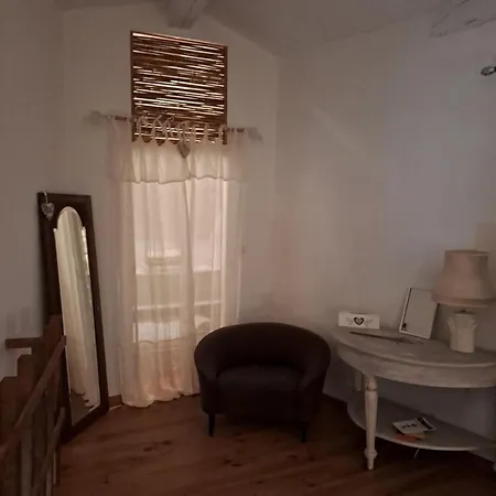 La Maisonnette Avec Spa, Piscine Et Climatisation