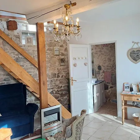 La Maisonnette Avec Spa, Piscine Et Climatisation