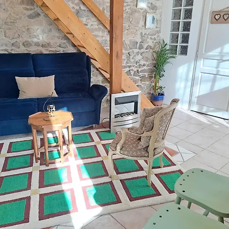 度假居 La Maisonnette Avec Spa, Piscine Et Climatisation *