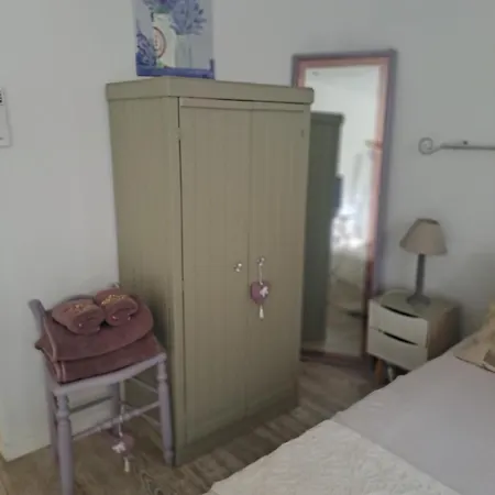 La Maisonnette Avec Spa, Piscine Et Climatisation