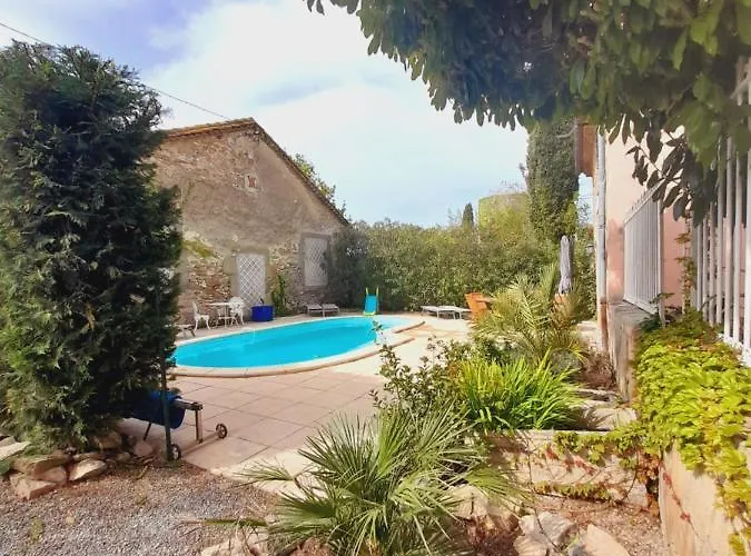 La Maisonnette Avec Spa, Piscine Et Climatisation 度假居