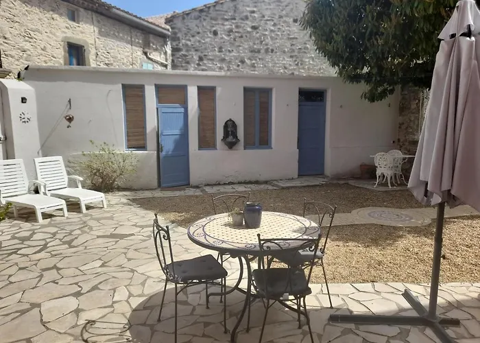 Hébergement de vacances La Maisonnette Avec Et Piscine