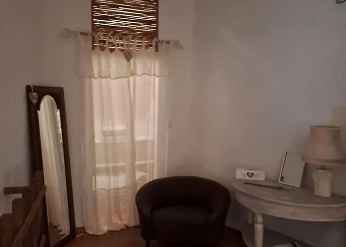 La Maisonnette Avec Spa, Piscine Et Climatisation