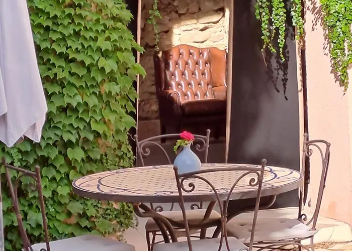 La Maisonnette Avec Spa, Piscine Et Climatisation *