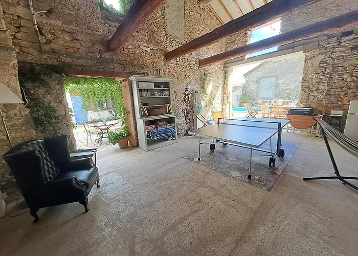 度假居 La Maisonnette Avec Spa, Piscine Et Climatisation Sainte-Valière