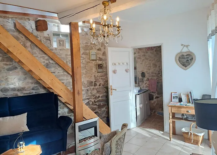 La Maisonnette Avec Spa, Piscine Et Climatisation