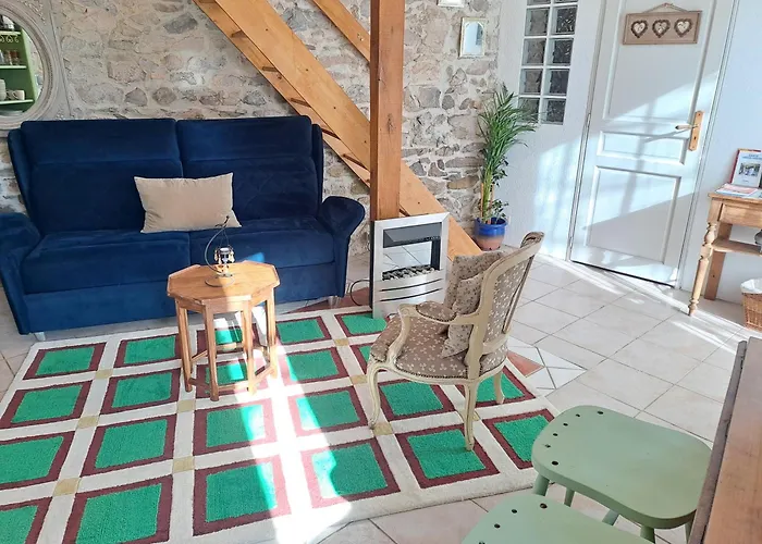 度假居 La Maisonnette Avec Spa, Piscine Et Climatisation *